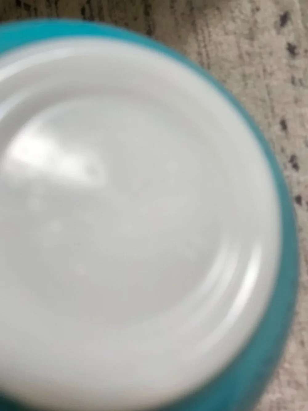 Pyrex balloons chip and dip set